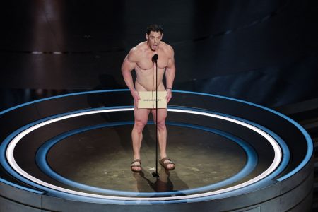 Oscars 2024: Ο γυμνός John Cena έκλεψε την παράσταση