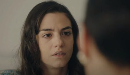 Το Ναυάγιο: Η ώρα της γέννας για την Ειρήνη και τη Στέλλα έφτασε