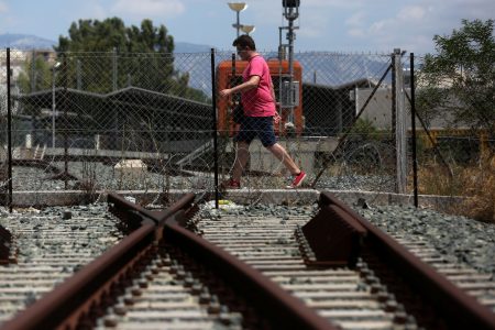 ΟΣΕ: Σεκιούριτι τρένων κάνουν τους «τροχονόμους» σε αφύλακτες διαβάσεις