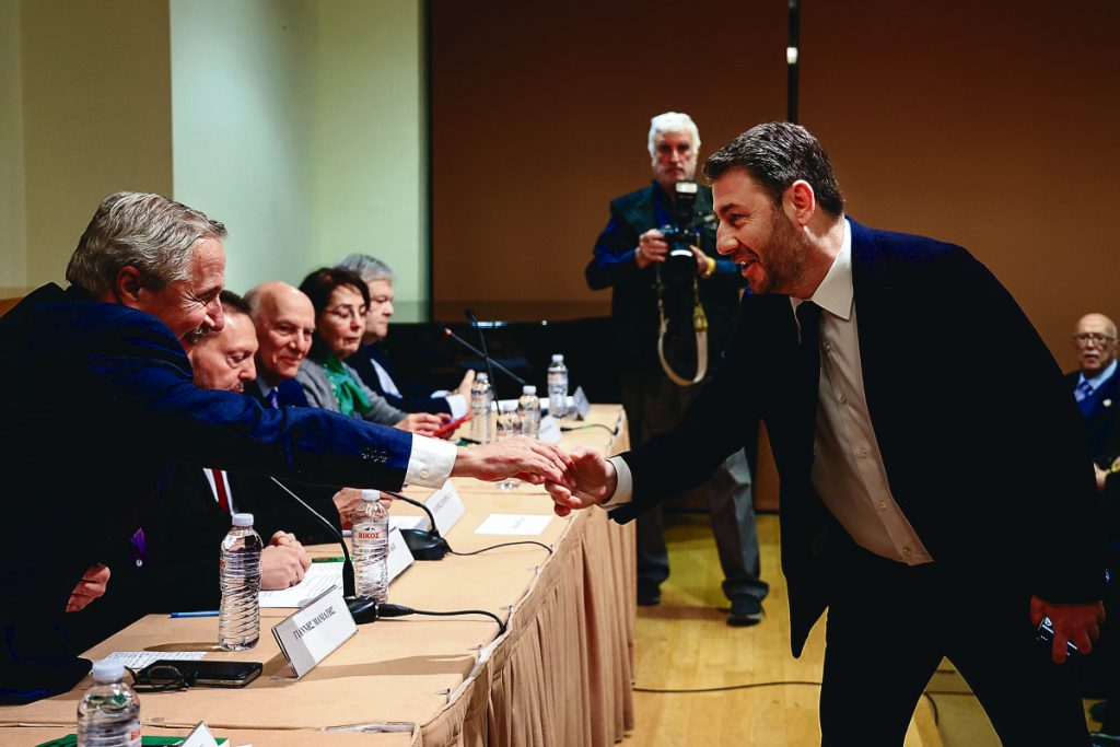 Λίγο κρασί, λίγο θάλασσα και τα αγόρια μας