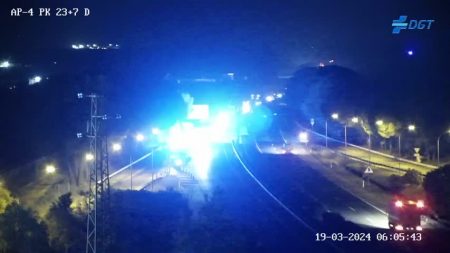 Σεβίλλη: Φορτηγό έπεσε σε μπλόκο της αστυνομίας – 6 νεκροί