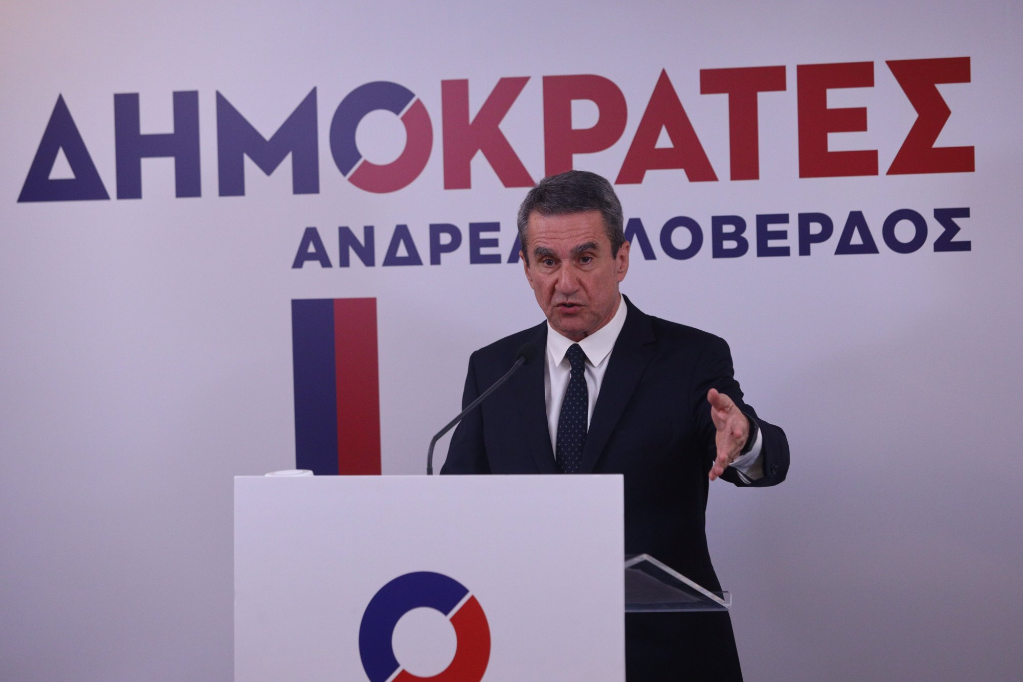 Λοβέρδος: «Το ΠαΣοΚ έχει μεταπηδήσει σε δύο κατευθύνσεις»