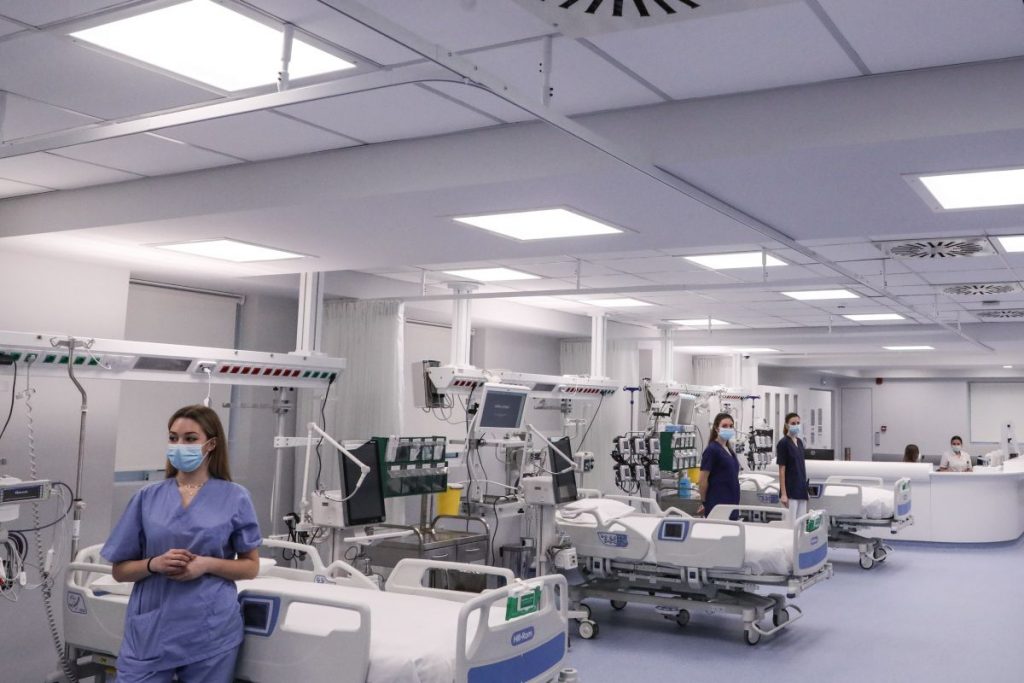 Πάτρα: Μεταφέρεται στην Αθήνα η φοιτήτρια με τη μηνιγγίτιδα