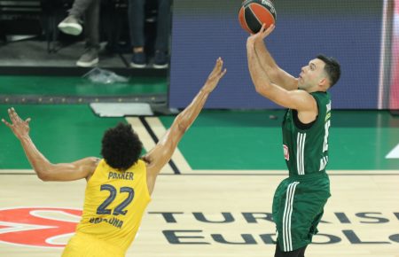 Παναθηναϊκός – Μπαρτσελόνα 89-81: Φουλ για δεύτερη θέση με ηγέτη Σλούκα