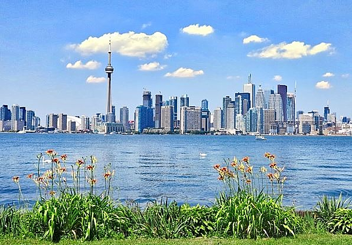 Πώς βρέθηκαν 350.000 Έλληνες στον Καναδά