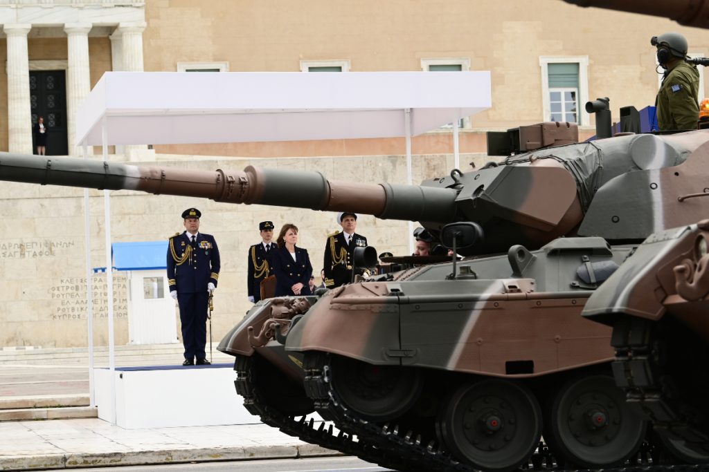 25η Μαρτίου: Εντυπωσιακές εικόνες από την στρατιωτική παρέλαση στην Αθήνα