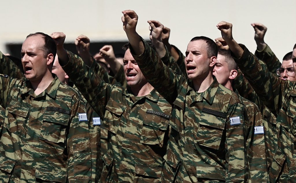 Στέφανος Κασσελάκης: Ορκίστηκε στη Θήβα – Φωτογραφίες και βίντεο