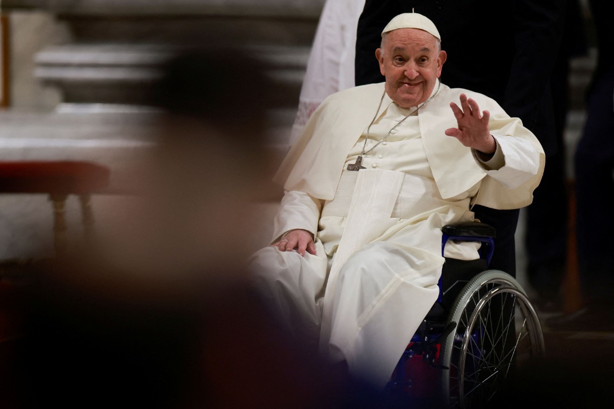 Βατικανό: Ο πάπας Φραγκίσκος χοροστατεί στην αγρυπνία των Καθολικών