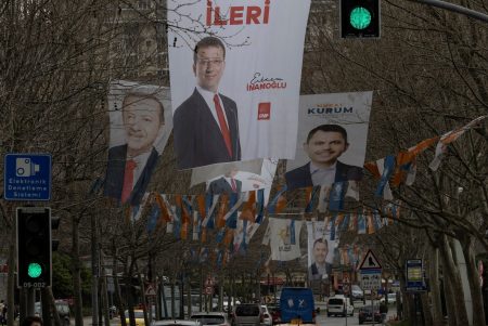 Τουρκία – Εκλογές: Η «μητέρα των μαχών» για τον δήμο της Κωνσταντινούπολης