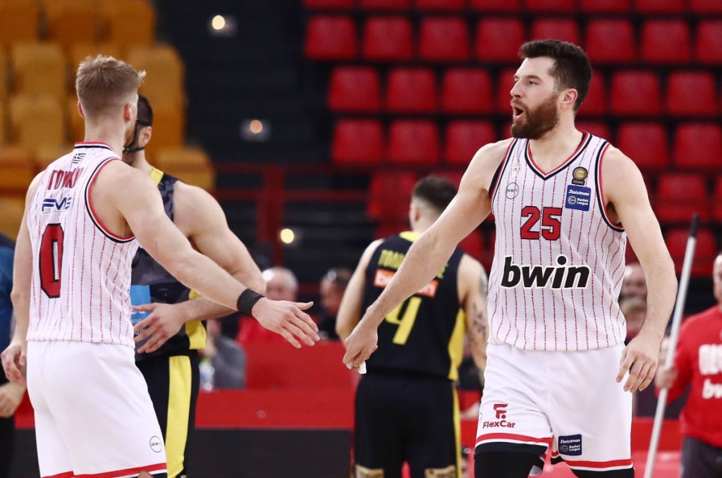 Ολυμπιακός-Άρης 85-77: Στάθηκαν στο ύψος τους οι ερυθρόλευκοι και πήραν την νίκη