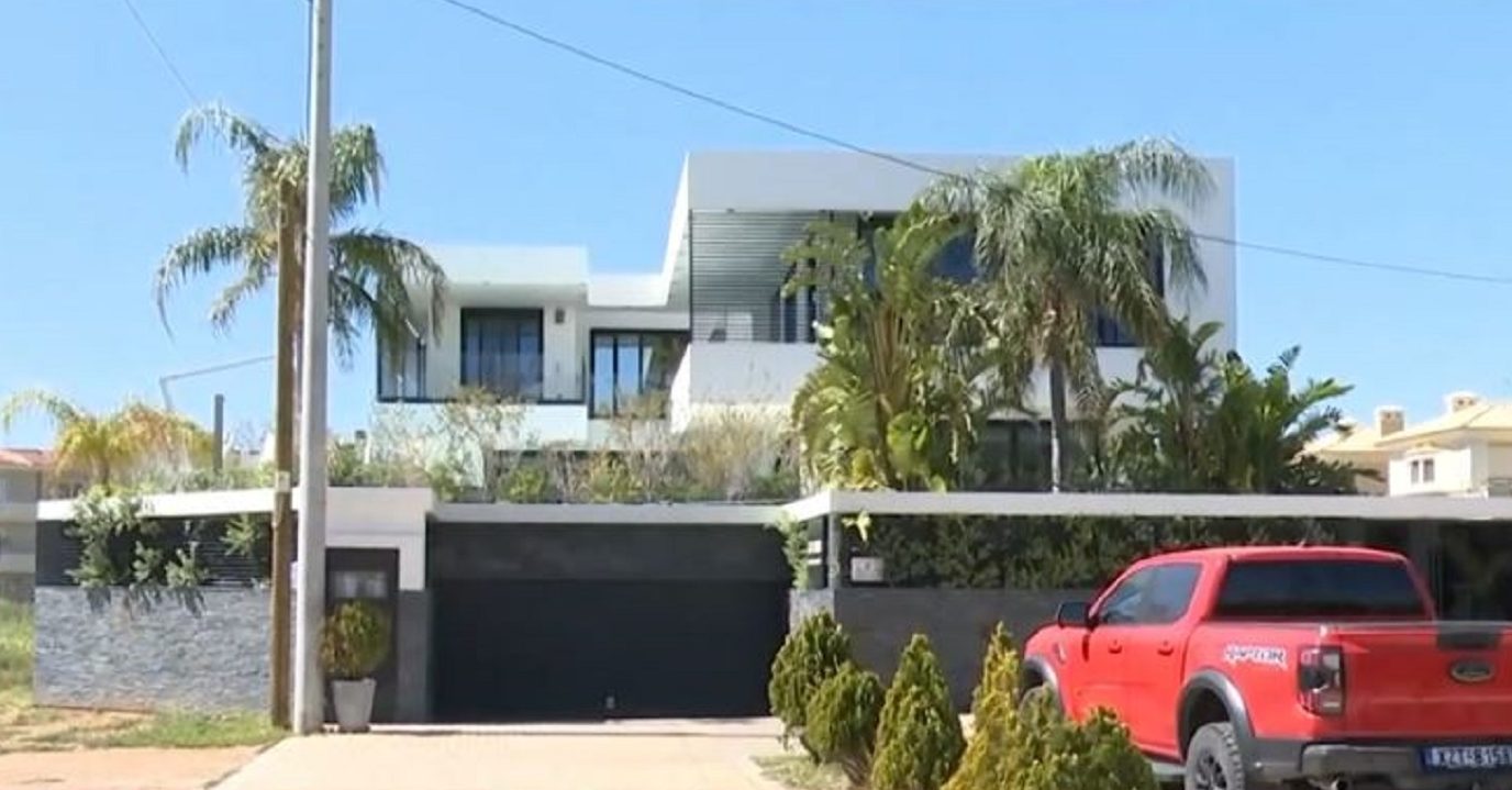 Βάρη: Η χλιδάτη ζωή του 47χρονου ιταλού μαφιόζου και η εταιρεία «κάλυψη»