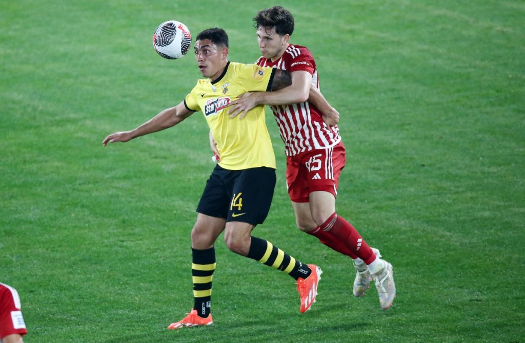 ΑΕΚ – Ολυμπιακός 1-0: Την έσωσε ο Αθανασιάδης, τη λύτρωσε ο Ελίασον