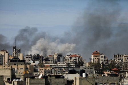 Γάζα: Δεκάδες πτώματα στο νοσοκομείο Αλ Σίφα