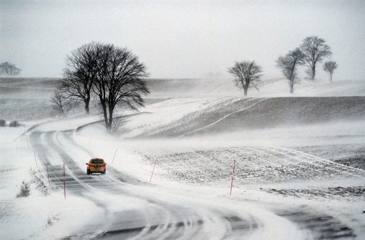 Σουηδία: Κυκλοφοριακό χάος εξαιτίας σφοδρής χιονόπτωσης