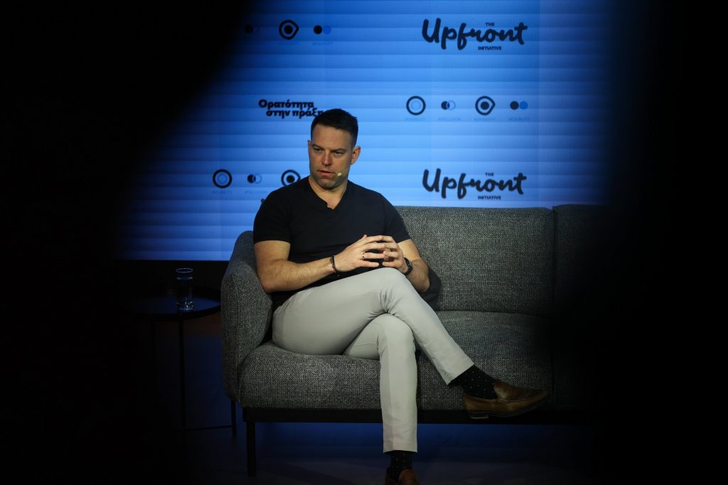 Κασσελάκης: Το επικοινωνιακό «συνεργείο» του – Ο σκηνοθέτης και τα «πρωινάδικα»