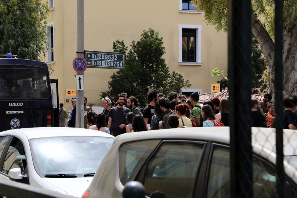 Αγιοι Ανάργυροι: Ένταση στην Ευελπίδων με τον 39χρονο