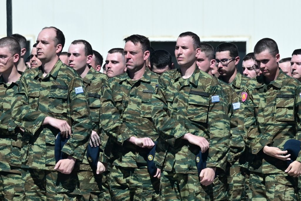 Στέφανος Κασσελάκης: Τη Δευτέρα παίρνει το απολυτήριο από τον στρατό
