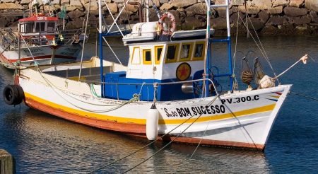 Πορτογαλία: Τέσσερις επιβαίνοντες σε βάρκα αγνοούνται