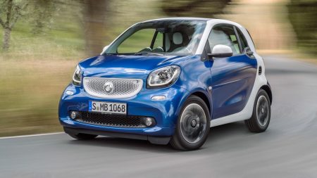 Η smart εκκινεί τις διαδικασίες για το νέο «fortwo»