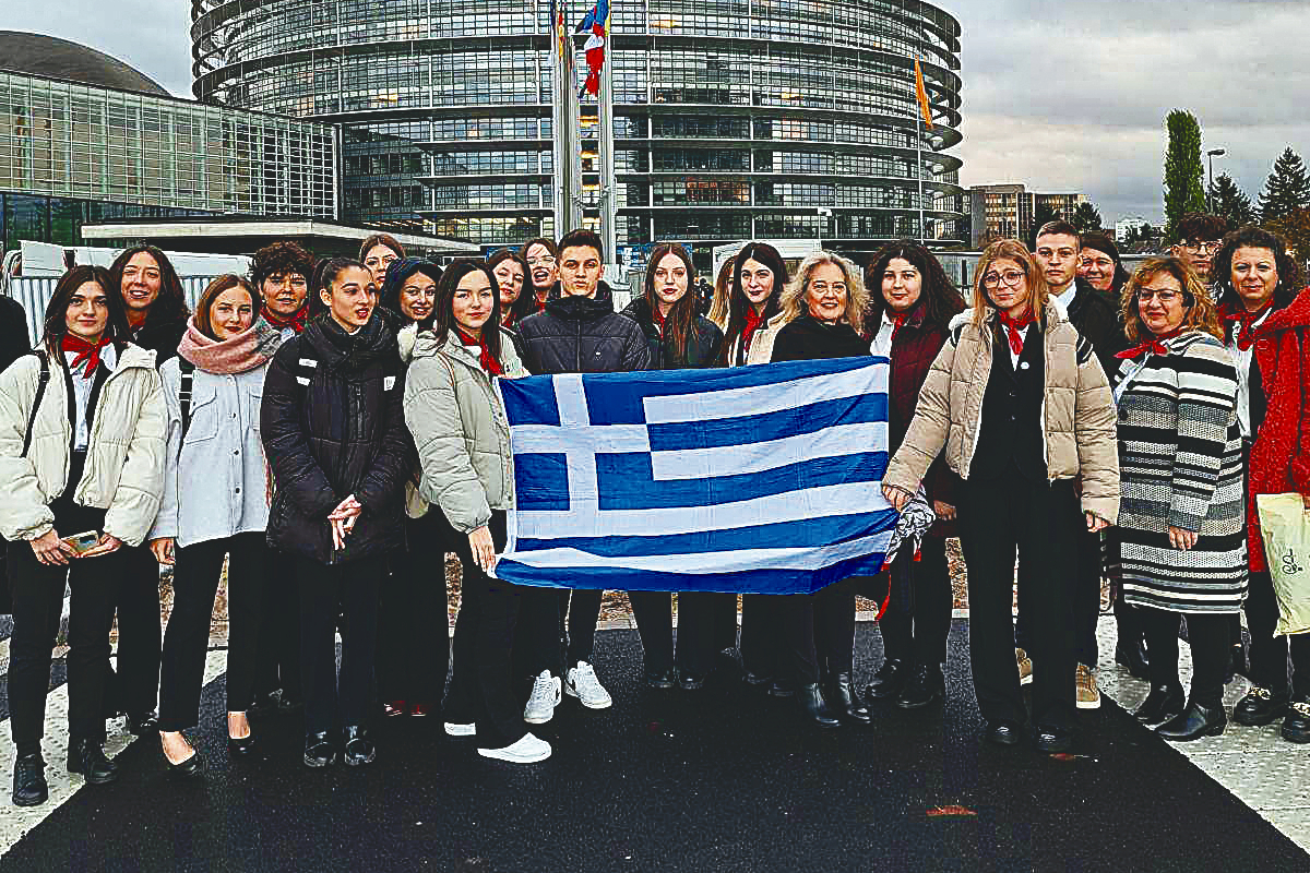 Στην περιφέρεια αλλάόχι στο περιθώριο