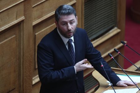 Ανδρουλάκης: H κυβέρνηση έχει αδίστακτο σχέδιο χειραγώγησης της κοινής γνώμης