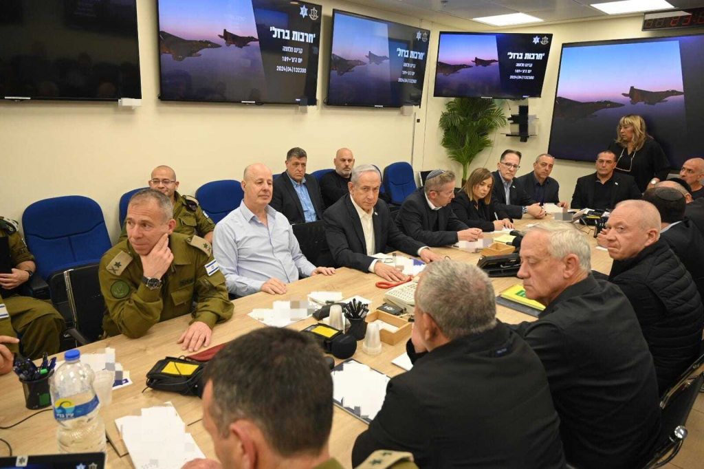 «Είναι σαφές ότι το Ισραήλ θα απαντήσει» διαμηνύεται από το Πολεμικό Συμβούλιο