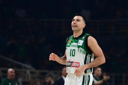 Παναθηναϊκός – Ολυμπιακός 77-71: Ο Σλούκας «υπέγραψε» τη νίκη στο αιώνιο ντέρμπι