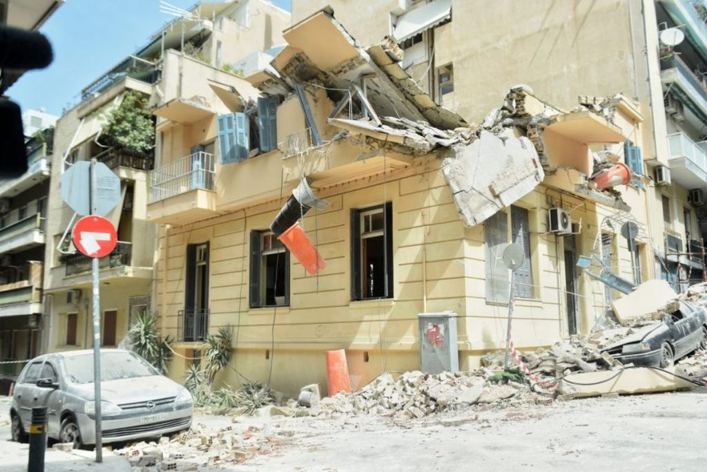 Πειραιάς: 9 συλλήψεις μετά την κατάρρευση με έναν νεκρό στο Πασαλιμάνι