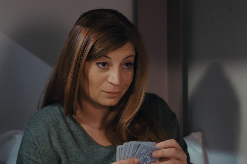 Η Γη της Ελιάς: Νέες δυσκολίες για την Αρετή μετά την αποφυλάκιση της Κούλας