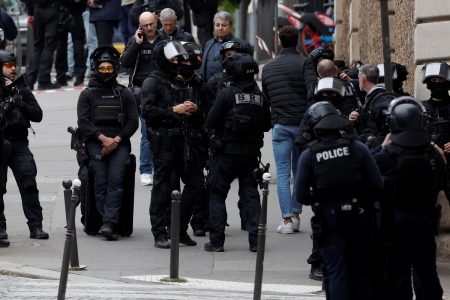 Παρίσι: Συνελήφθη άνδρας που απειλούσε να ανατιναχτεί στο ιρανικό προξενείο