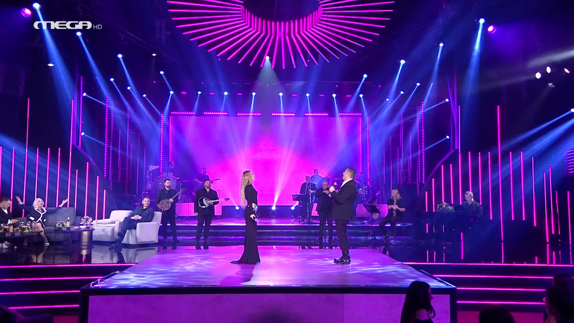 Καθηλωτικός ο Αντώνης Ρέμος στο «Σπίτι με το MEGA»