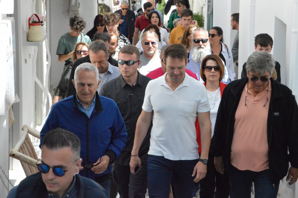 Κασσελάκης: «Δεν μπορεί να μένουν απομονωμένοι οι νησιώτες»