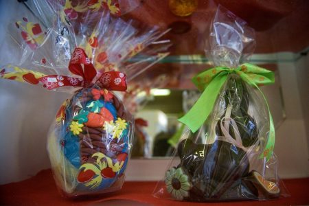 Πάσχα: «Χρυσά» τα σοκολατένια αυγά – Πόσο κοστίζουν