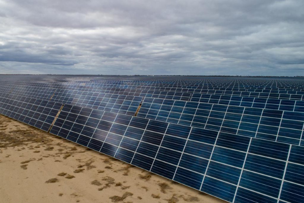 Aυτοπαραγωγή ενέργειας από κατοικίες και επιχειρήσεις – Πώς θα πωλείται