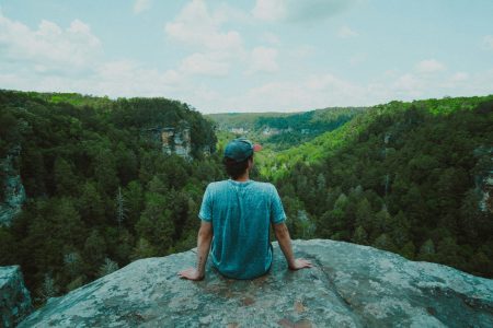 Τα «δοκιμασμένα» gadget που θα αναβαθμίσουν τις εκδρομές σας στη φύση