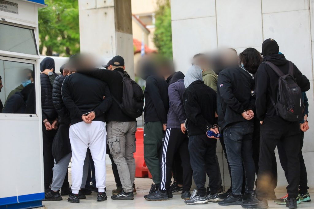 Ρέντης: Προφυλακιστέοι οι 6 από τους κατηγορούμενους