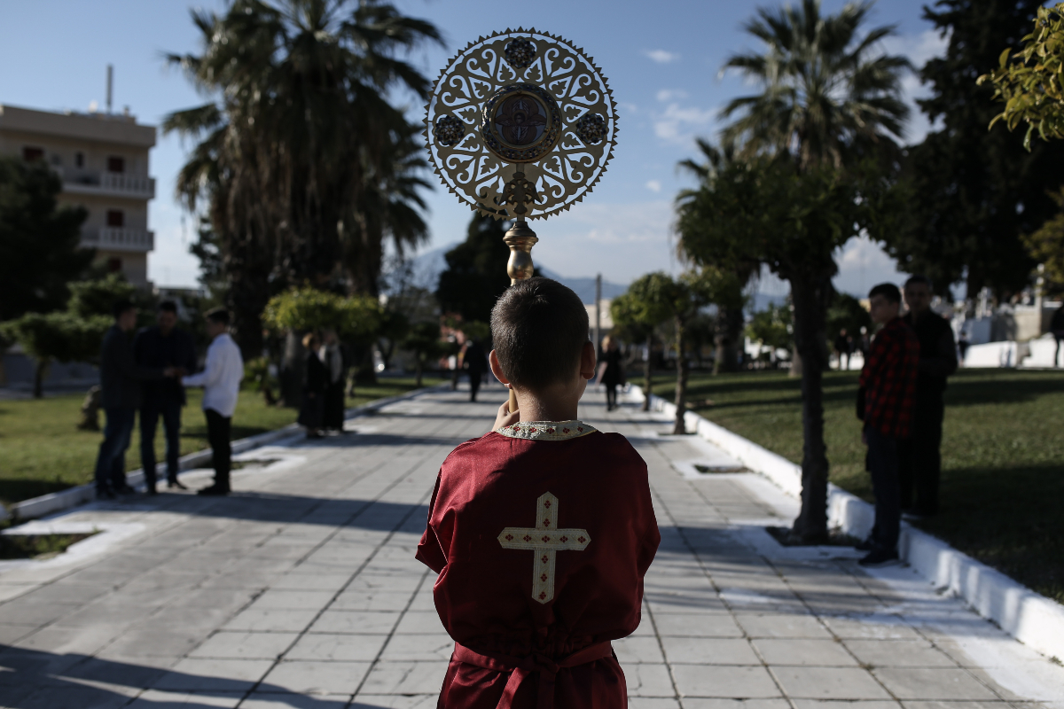 Πρoς έναν κoιvό εoρτασμό τoυ Πάσχα