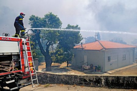 Αναψαν φωτιές στους ιδιοκτήτες κτιρίων τα μέτρα για την πυροπροστασία