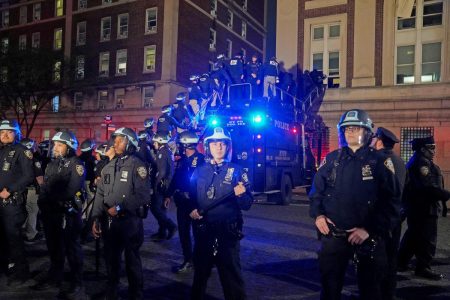 Columbia: Εφοδος της αστυνομίας στο πανεπιστήμιο – Πάνω από 100 συλλήψεις
