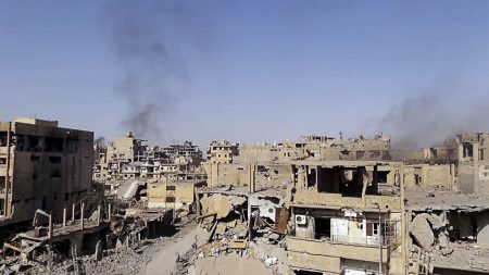 Συρία: Τουλάχιστον 15 νεκροί σε τρεις ταυτόχρονες επιθέσεις του ISIS
