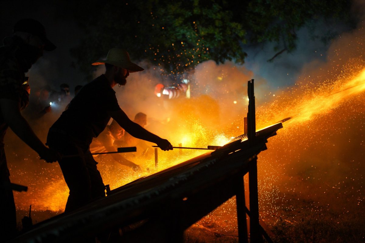 Πάσχα: Τραυματισμοί και ακρωτηριασμοί από κροτίδες το βράδυ της Ανάστασης