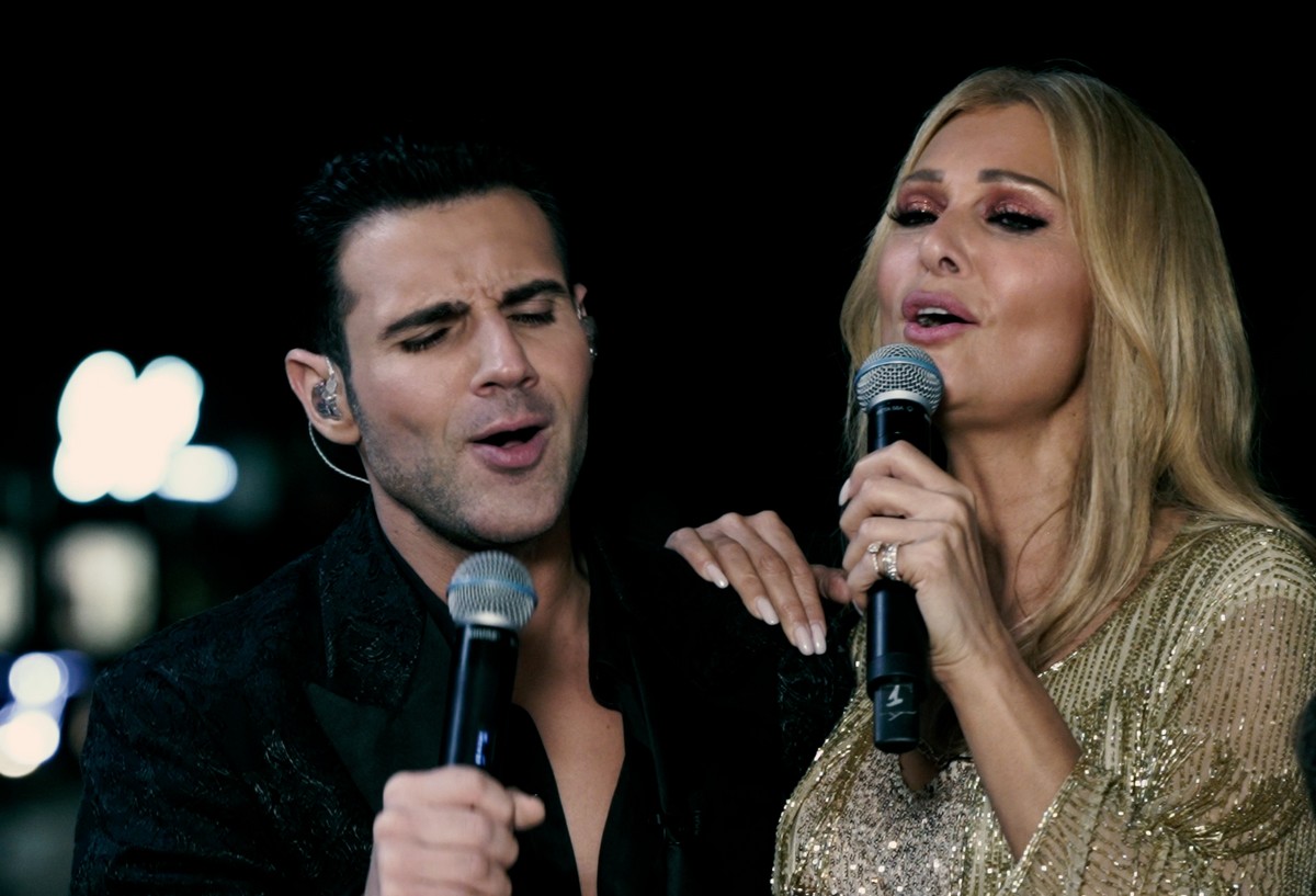 Το βράδυ του Μ. Σαββάτου κάναμε Ανάσταση στο «Σπίτι με το MEGA».