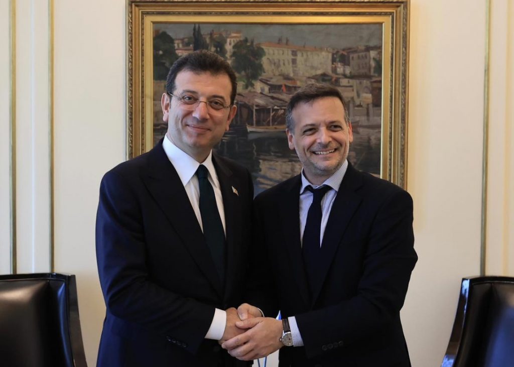 Κωνσταντινούπολη: Συνάντηση Ιμάμογλου με Δούκα – Τι συζήτησαν