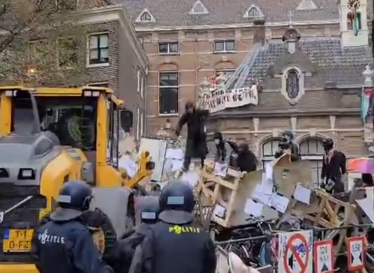 Ολλανδία: Συγκρούσεις στο πανεπιστήμιο του Άμστερνταμ για την Παλαιστίνη