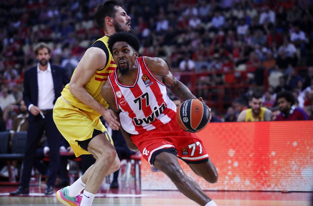Μπαρτσελόνα – Ολυμπιακός: Την πρόκριση στο Final 4 ψάχνουν οι Πειραιώτες