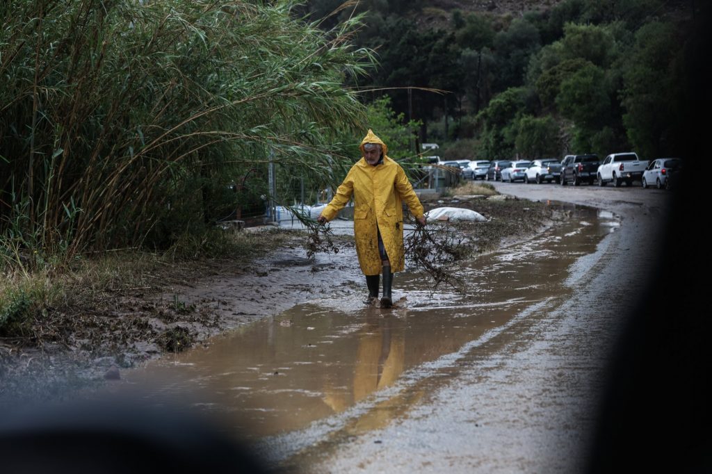 Ηράκλειο: Προβλήματα από τα έντονα καιρικά φαινόμενα – Σημειώθηκαν κατολισθήσεις
