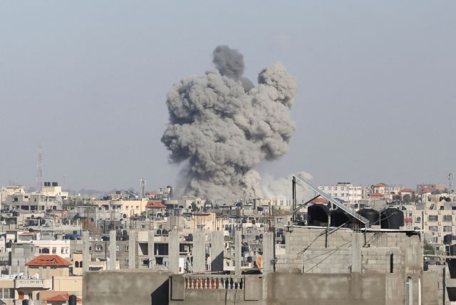 Ελπίδες Νετανιάχου να ξεπεραστούν οι διαφωνίες με τις ΗΠΑ – Συνεχίζονται οι επιθέσεις στη Γάζα