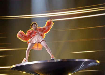 Eurovision 2024: Σείστηκε το στάδιο με τις κορώνες του Nemo