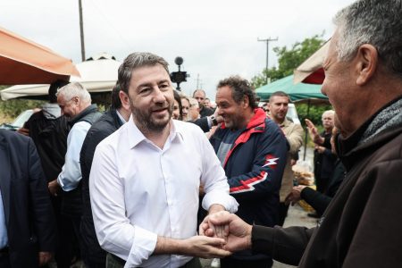 Στις γειτονιές της Αθήνας κρίνεται η «νίκη ΠαΣοΚ»