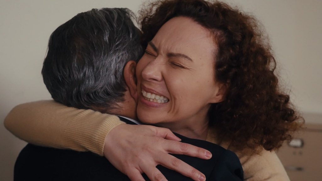 Η Γη της Ελιάς: Η Αρετή μαθαίνει ότι αποφυλακίζεται